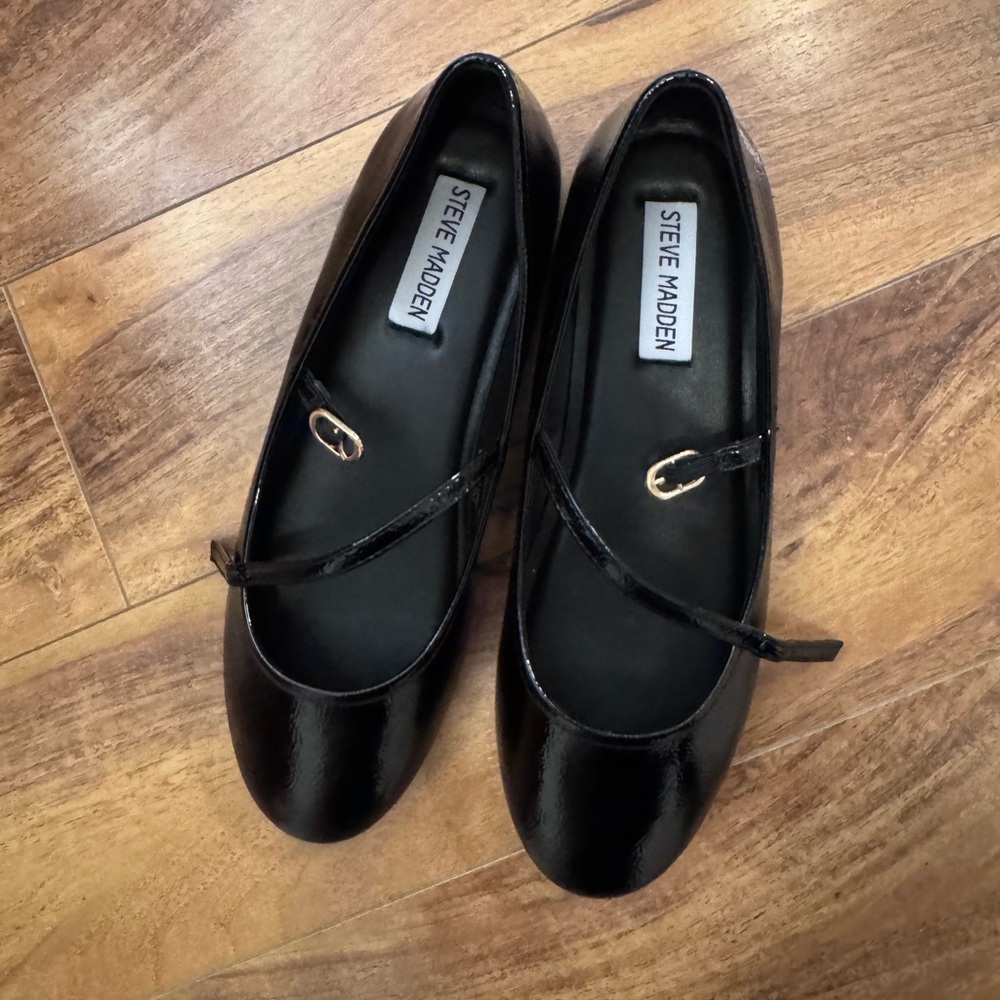 Steve Madden Danseur Black Patent Mary Jane’s Size 38